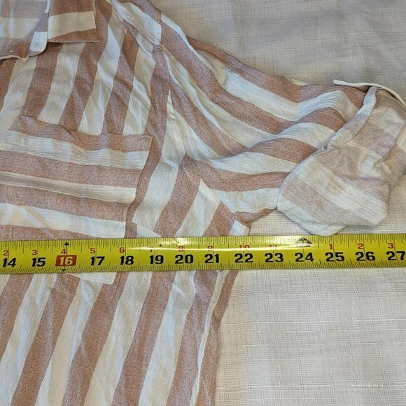 Vixbe Beige Thompkins Tie Front Top NWT - Picture 5 of 5